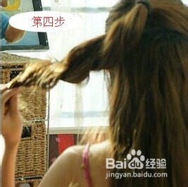 自己怎么弄发型：[1]韩式优雅蜈蚣盘发