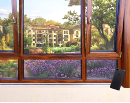 iPhone8掉进水里怎么办?