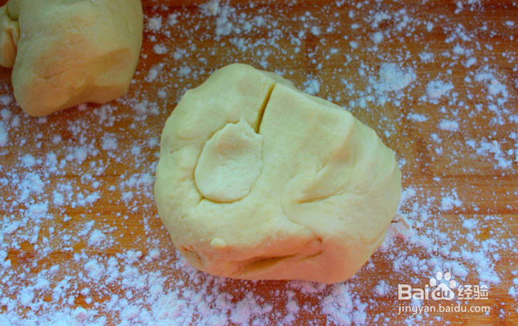 如何做出香甜诱人的苹果派呢？