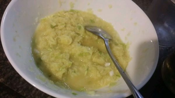 姜葱茸清蒸鱼腩