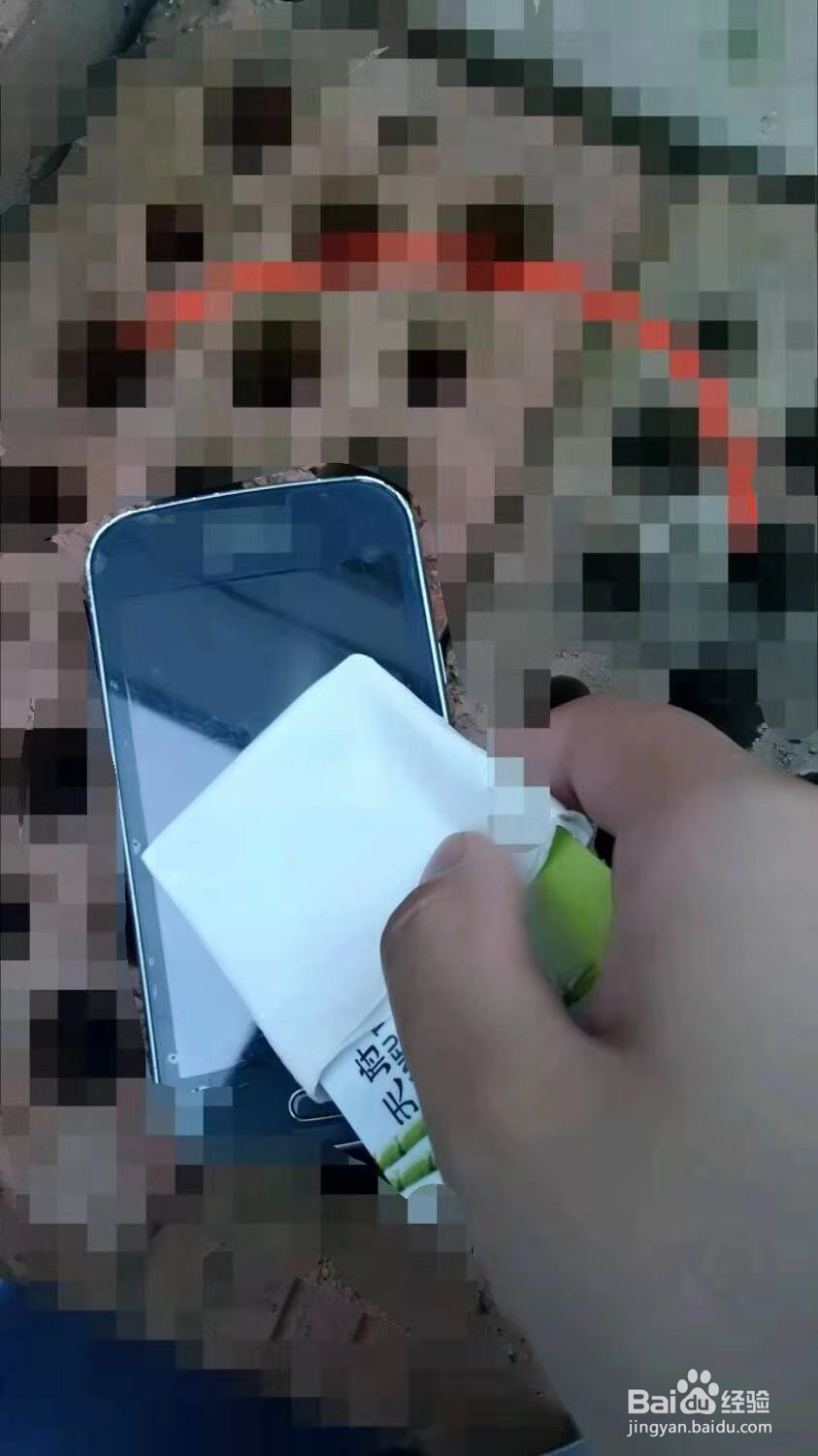 贴膜有气泡如何快速去除