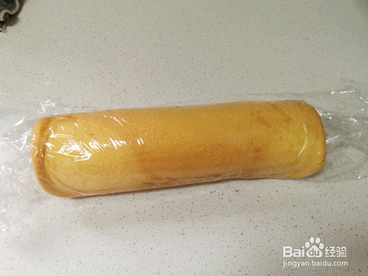 草莓蛋糕卷的做法