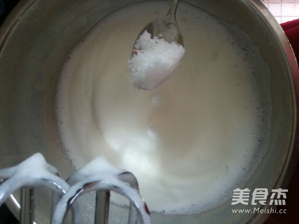 无油牛奶戚风蛋糕