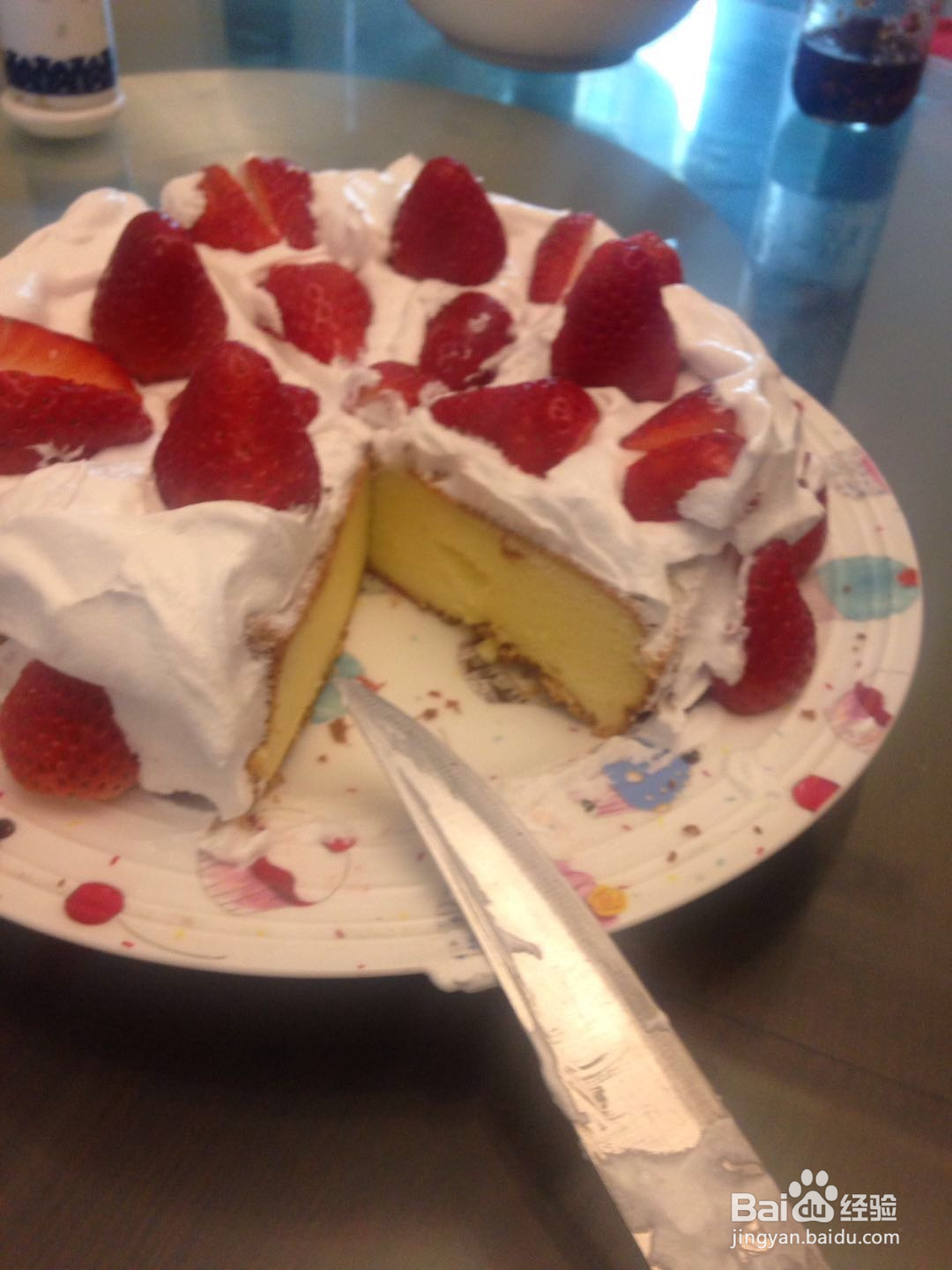 儿子的草莓蛋糕的做法