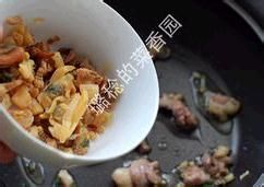 营养又补钙的海味下饭菜——【八珍芥菜烧豆腐】