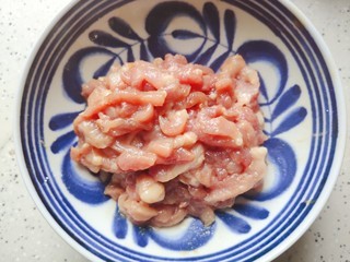 彩椒炒肉丝怎么做