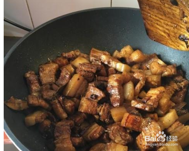 土豆烧肉怎么做