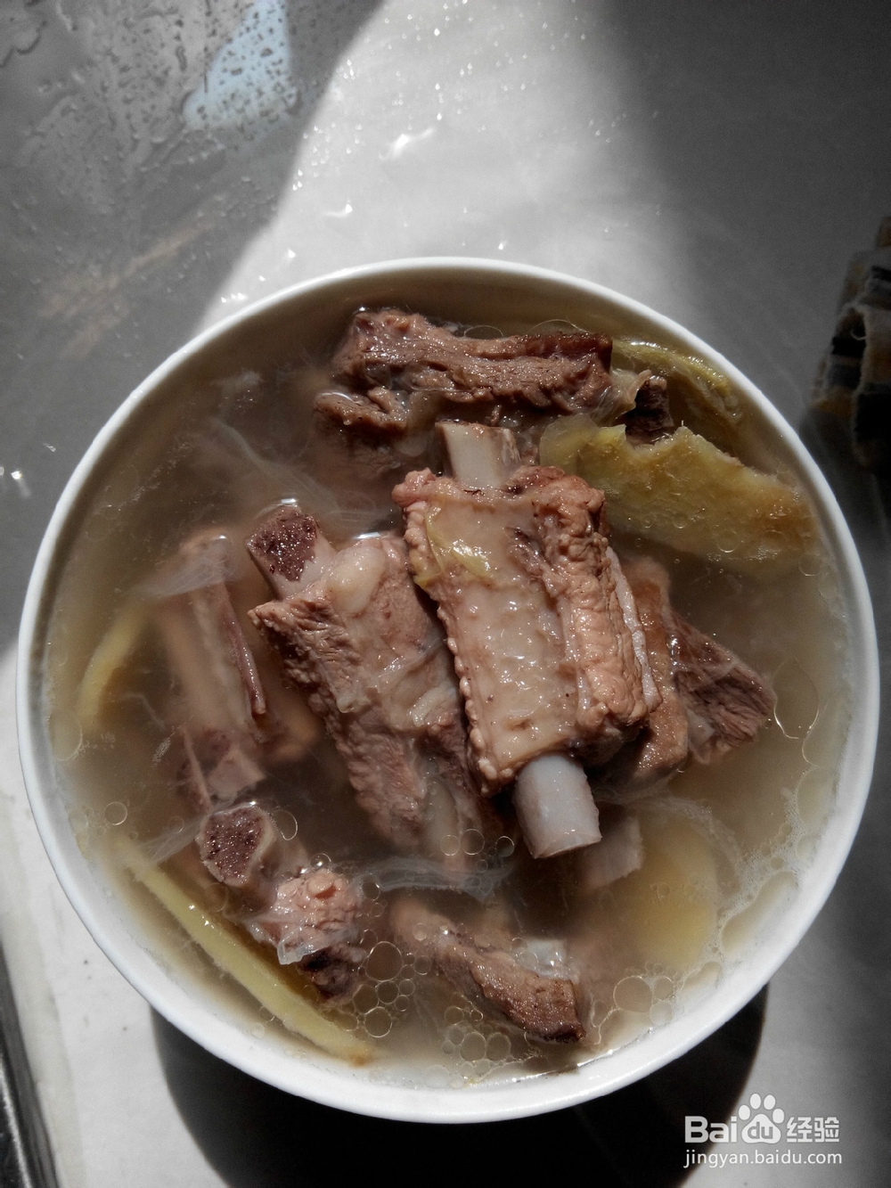 简单做出好喝的莲藕排骨汤