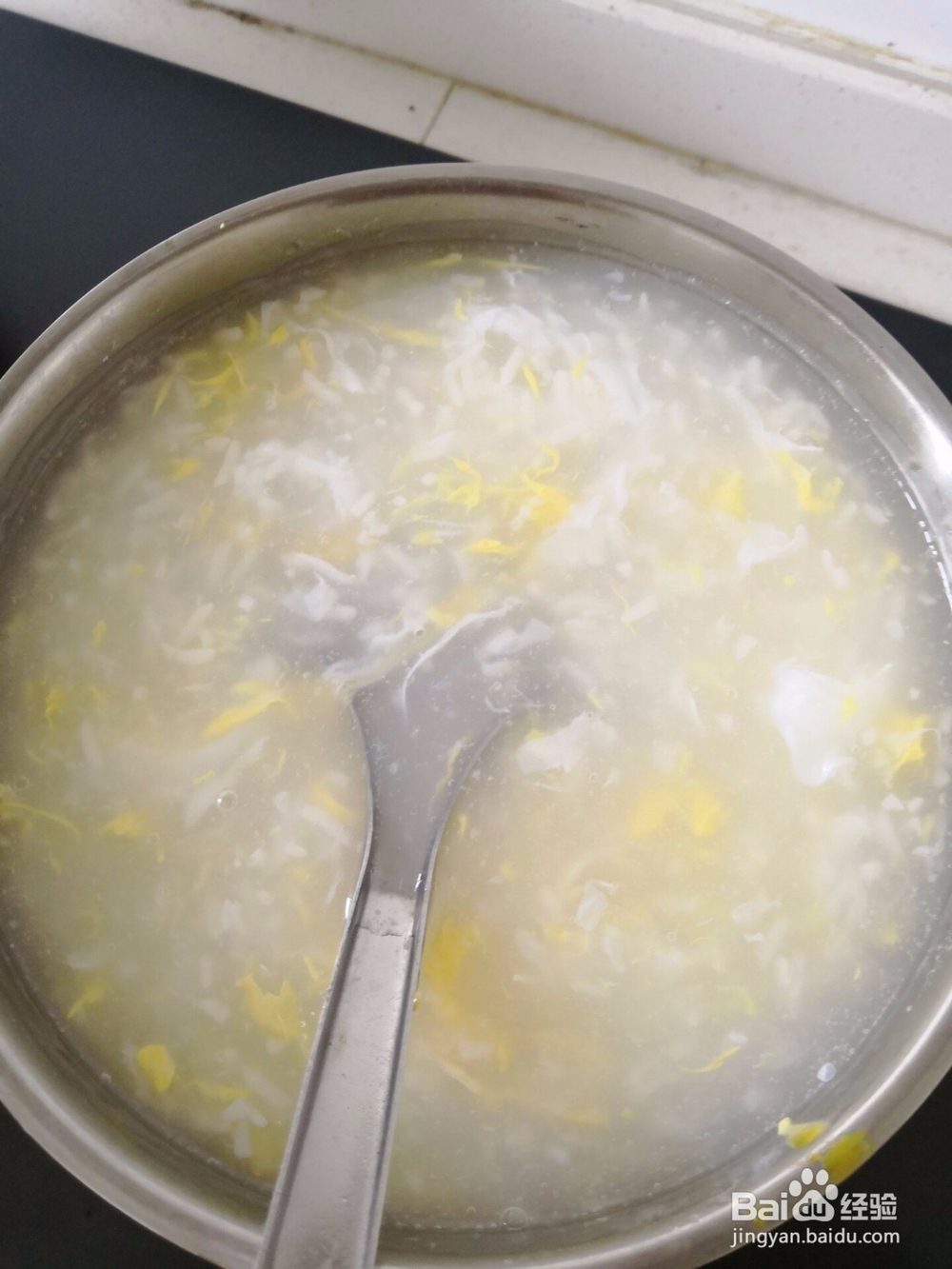 枸杞米酒鸡蛋羹