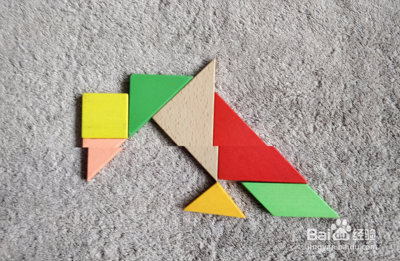 饥饿疲惫的鸟儿用七巧板怎么拼？