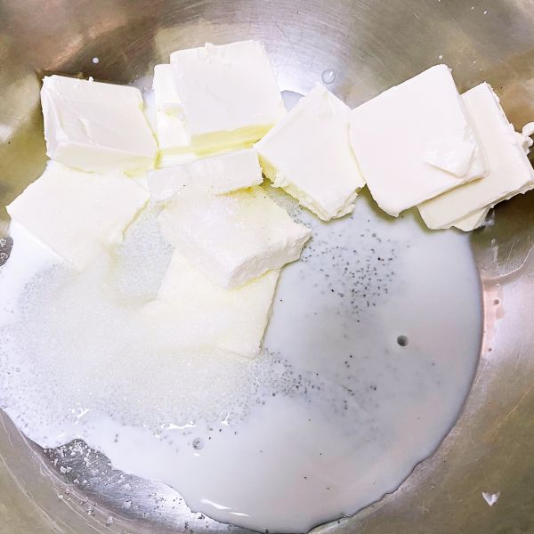 蓝莓酸奶冻芝士