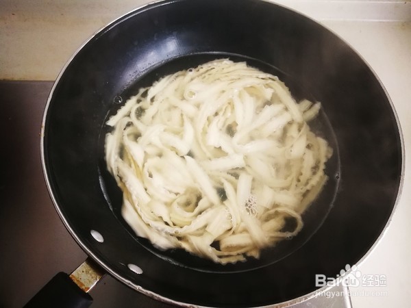 口味酱凉拌面的做法