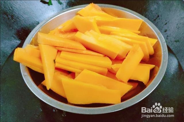 如何在家做出外酥里糯的金钱南瓜饼？