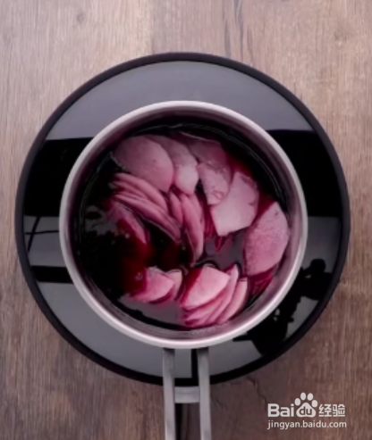 如何制作玫瑰花红酒雪梨