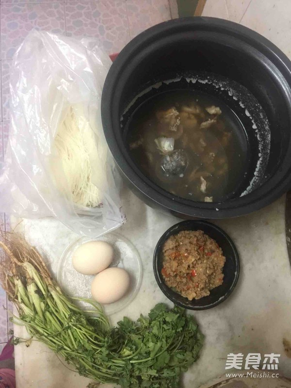 衡阳肉蛋粉的做法