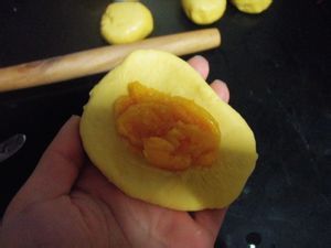 蝴蝶扇形蛋黄面包