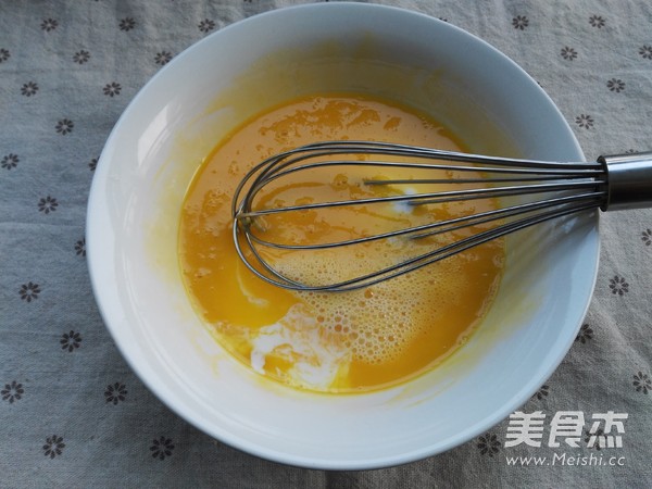 葡萄干切块蛋糕