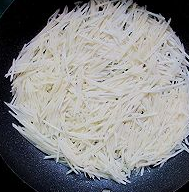 焦脆土豆丝煎饼的做法