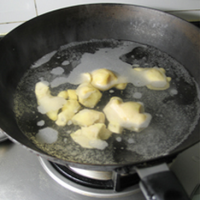 秘制猪蹄的做法