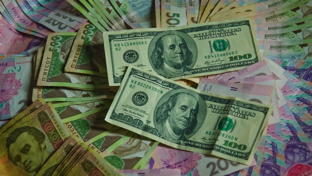 100元钱缺一个角可以花吗