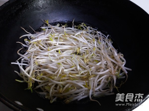 韭菜豆芽小合菜