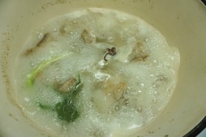 排骨胡萝卜玉米汤的做法