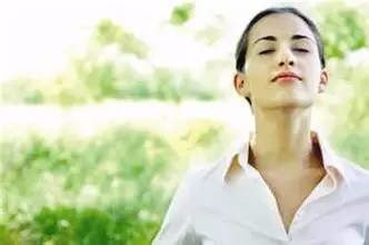 打嗝停不下来怎么办?6招帮你治疗打隔!