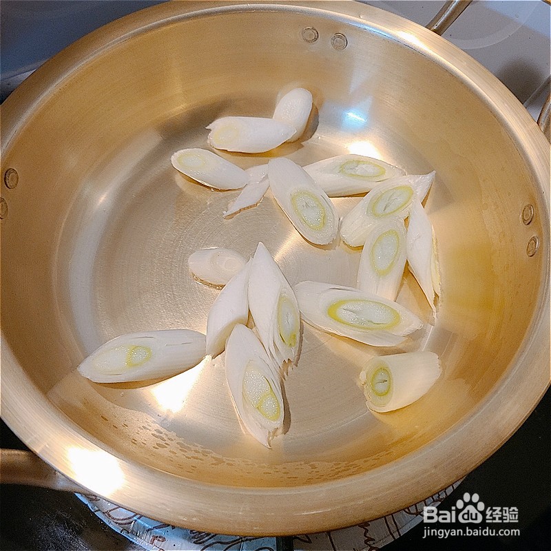 <b>怎样做出家常菜系列之海鲜泡菜豆腐锅</b>