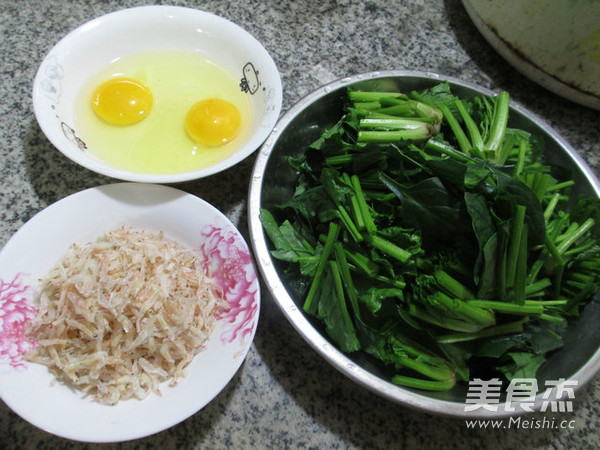 虾皮鸡蛋炒菠菜