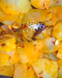 怎样做五花肉炒土豆片呢
