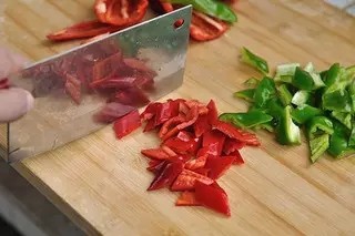 鲜美营养：小炒鱿鱼