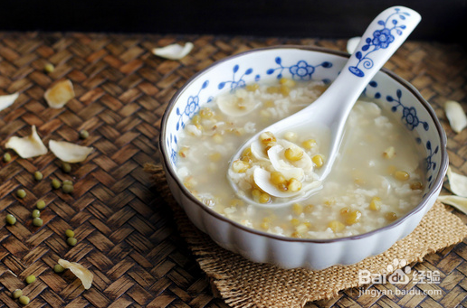 立秋后这道菜多吃点 肺更舒服