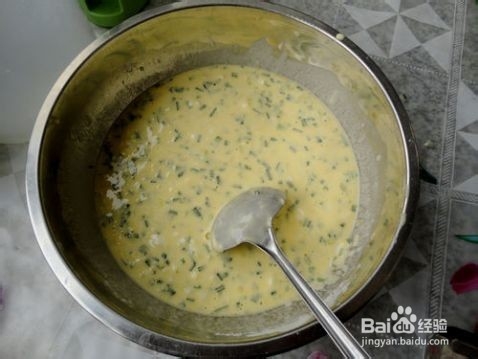 爱心早餐：野蒜鸡蛋饼的做法