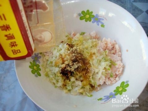 爱心早餐：槐花肉饼的做法