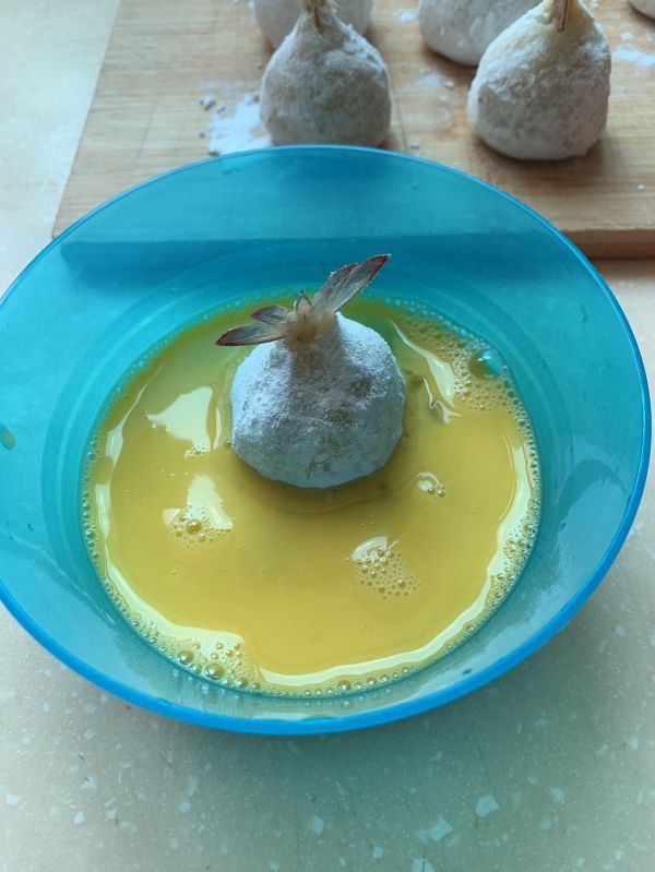 无油低脂凤尾虾球