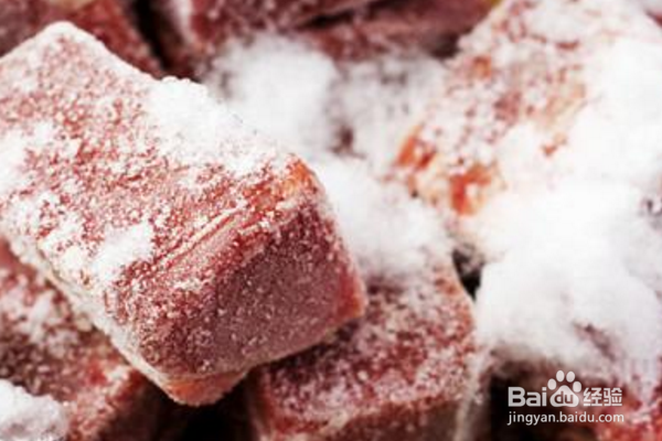 如何才能够将冰冻的肉类快速解冻？