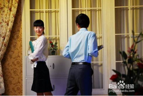 怎样对待办公室恋情