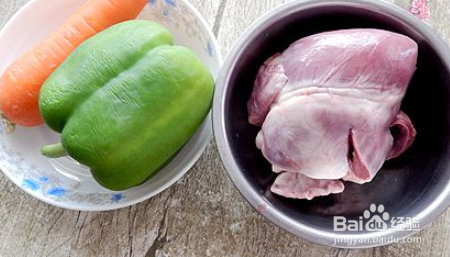 家常甜椒炒猪心的做法