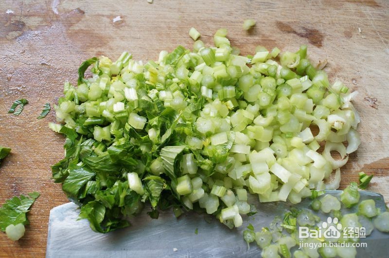 鲜虾芹菜大馄饨的家常做法