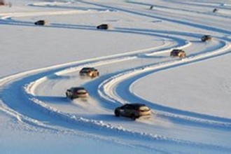 雪天怎样做到安全行驶