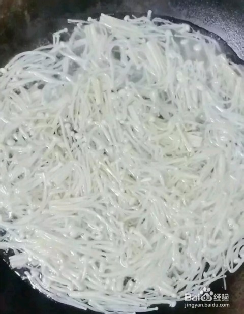 凉拌黄瓜金针菇