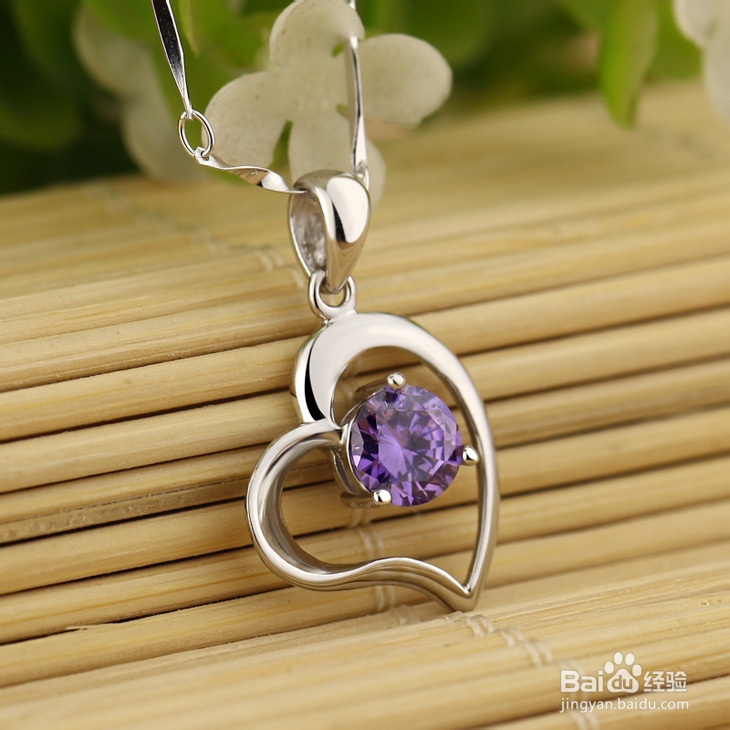 如何快速去除指甲油