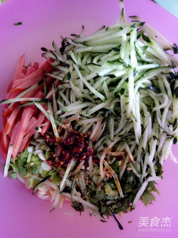 小凉面的家常做法