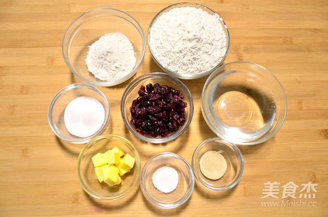 【蔓越莓全麦软欧包】