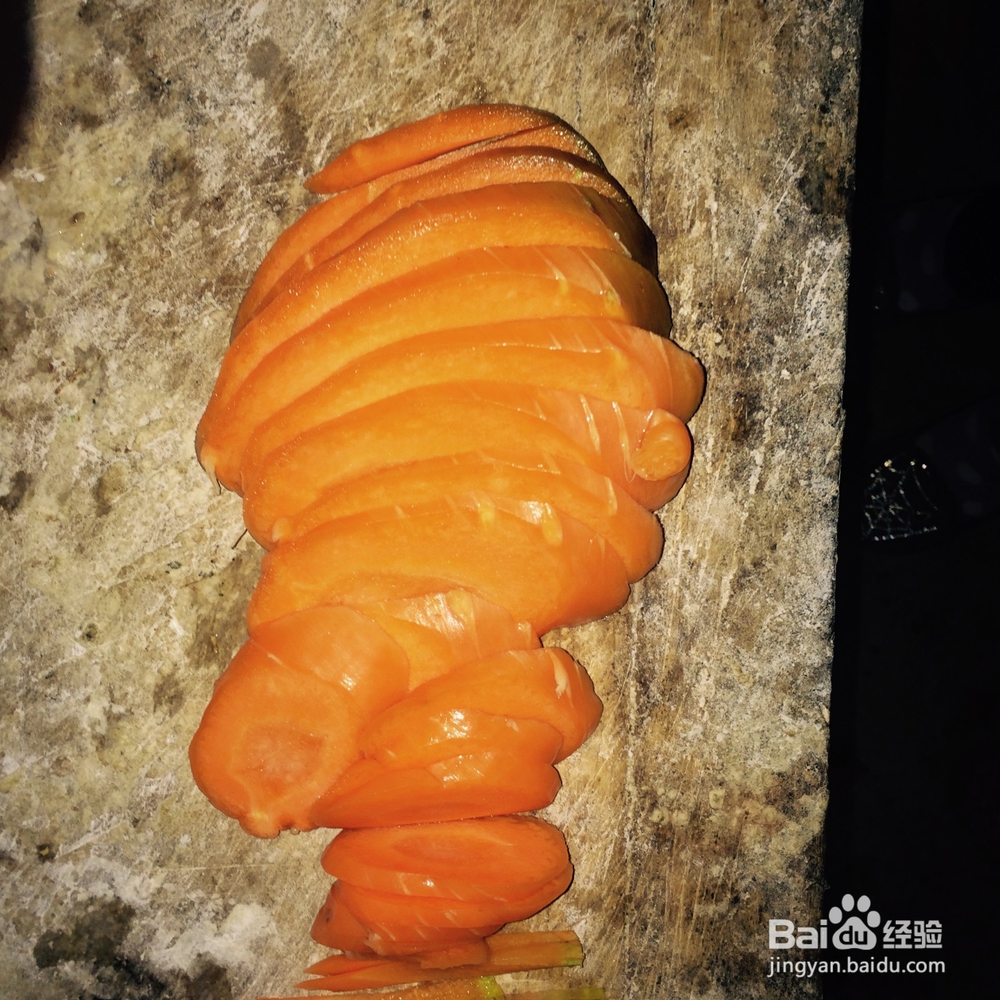 【麦兜★胡萝卜炒花菜】