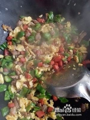 健康养生佳品青椒鸡蛋炒火腿的做法