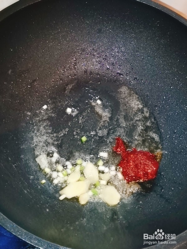怎么做虾仁豆腐。