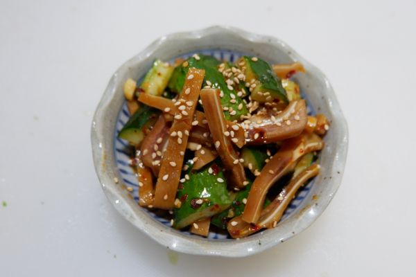 香辣黄瓜拌猪耳