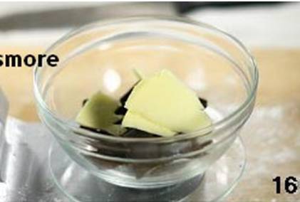 怎样在家中自制美味的巧克力乳酪蛋糕