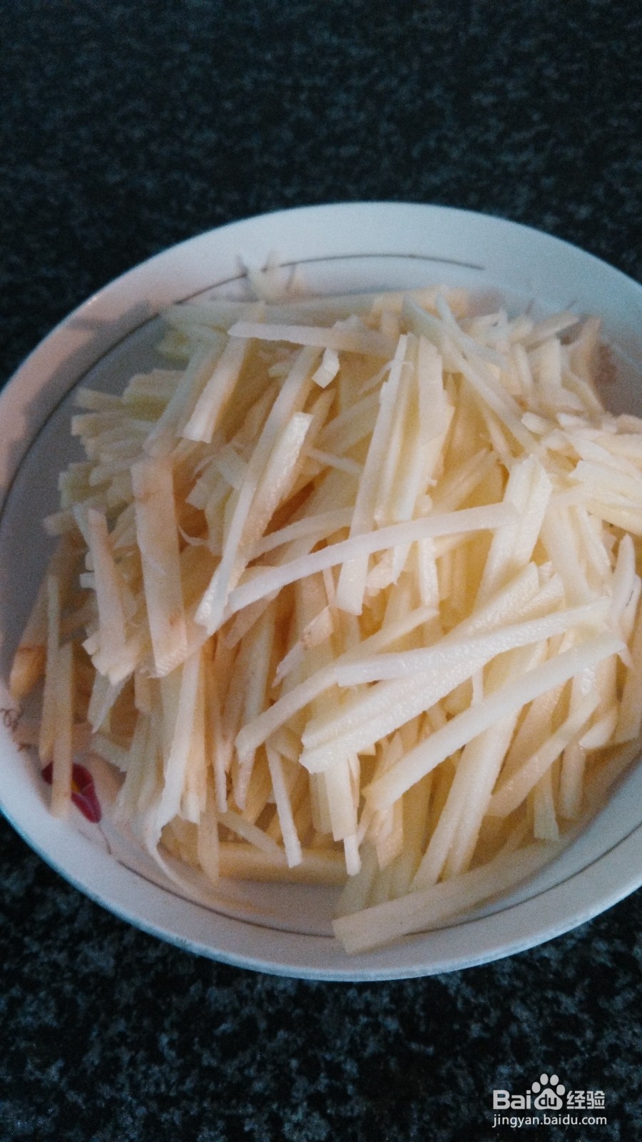 如何炒干煸土豆丝好吃？